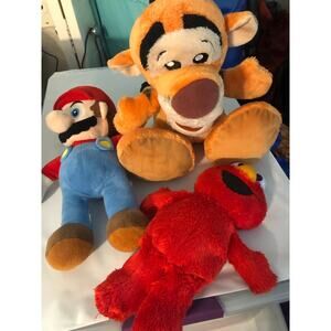 Kids plushie 3 piece mixed bundle